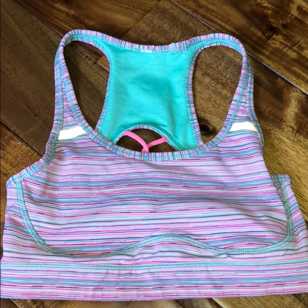 Lululemon sports bra